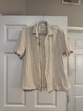 Zara Cream Short-Sleeve Striped Button-Down Shirt